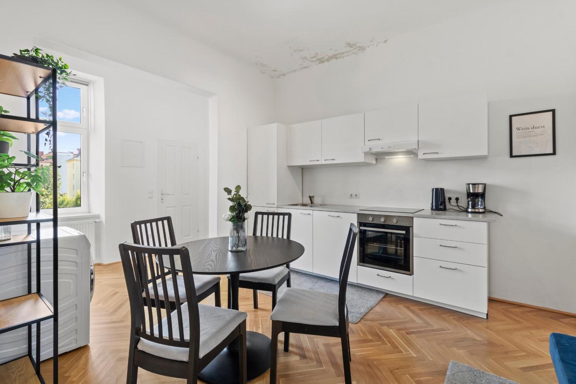 Balcony Apartment, 4 Min To U3 Zipperer Strasse 비엔나 외부 사진