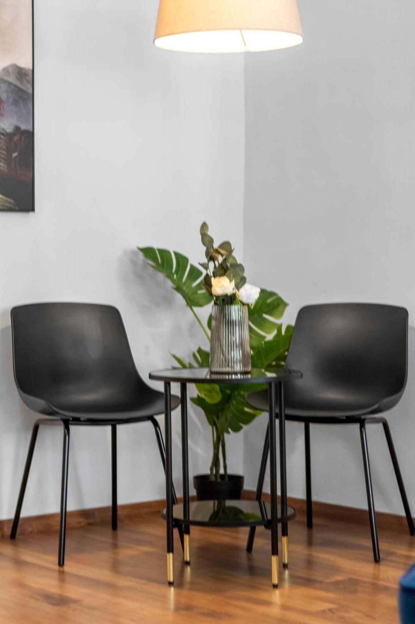 Balcony Apartment, 4 Min To U3 Zipperer Strasse 비엔나 외부 사진